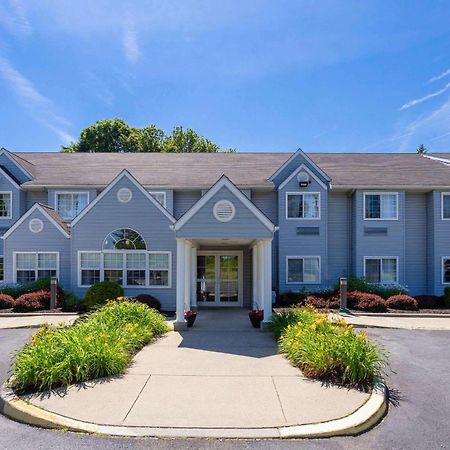 Microtel Inn & Suites By Wyndham Bethel/Danbury Exteriör bild